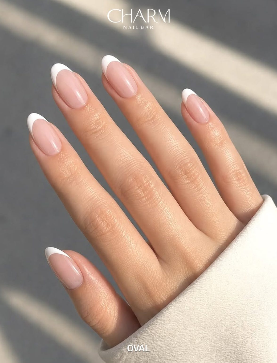 Charm nail bar